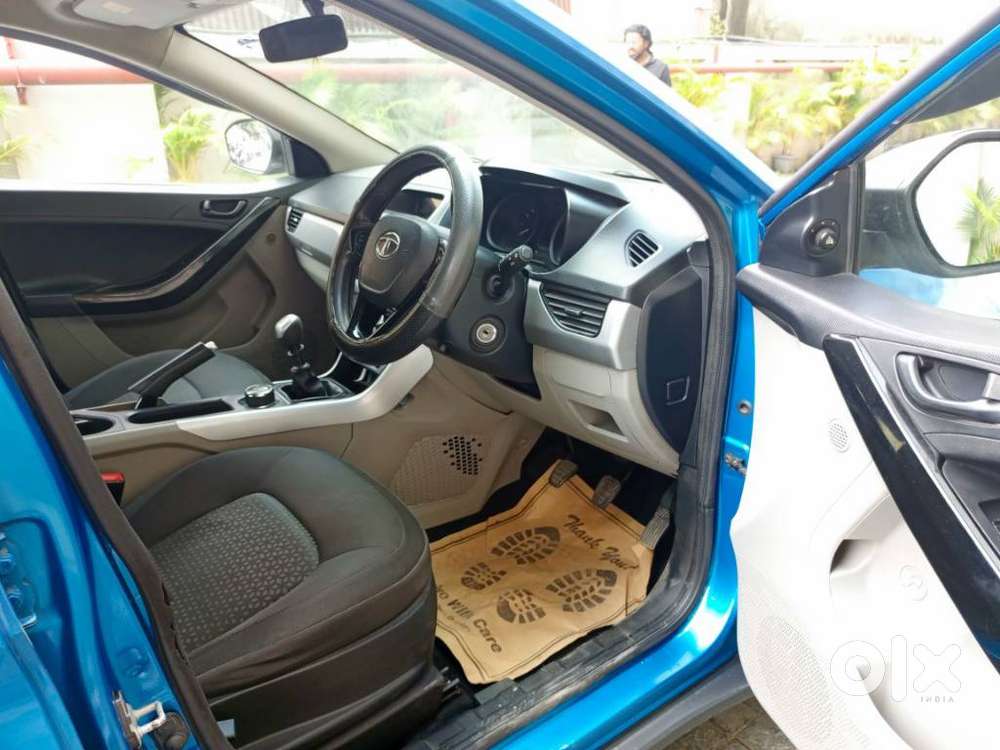 Tata Nexon 1.5 Revotorq Xm (s), 2018, Diesel