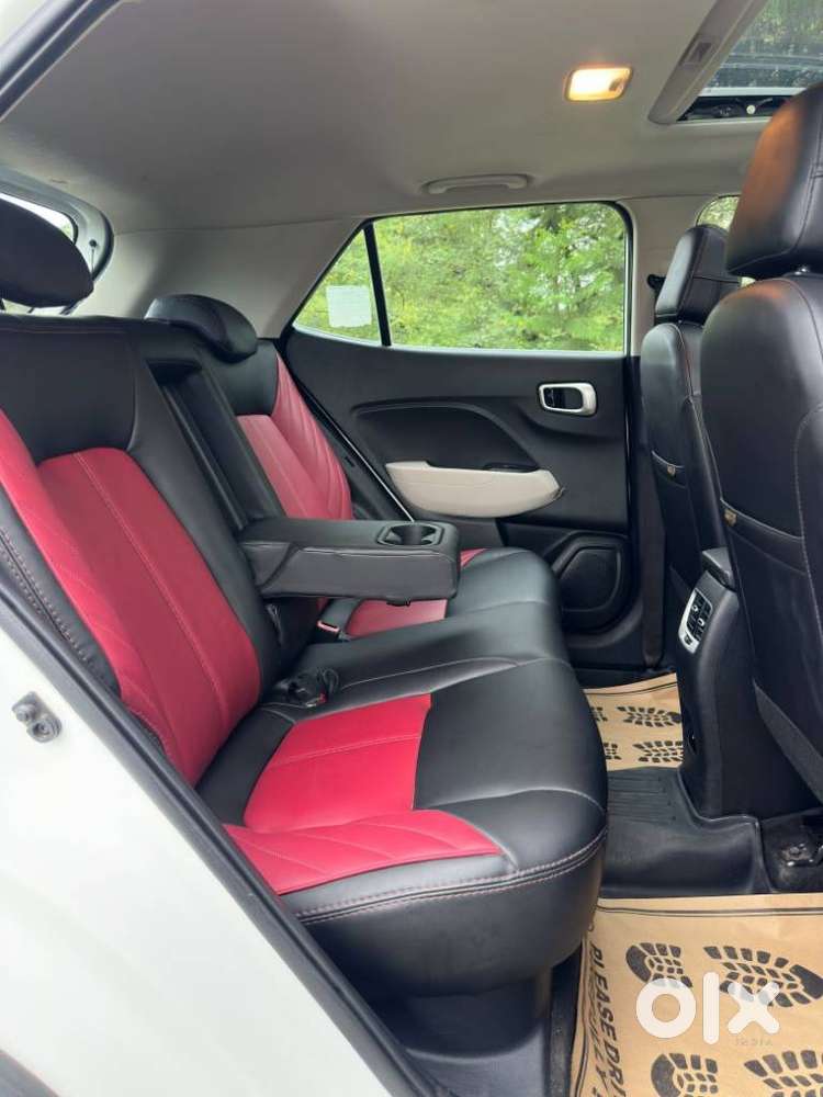 Hyundai Venue, 2022, Petrol
