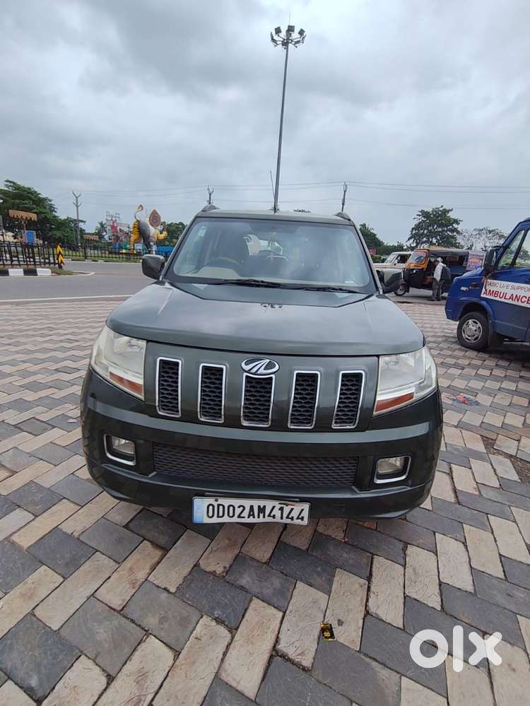 Mahindra Tuv 300 T8, 2017, Diesel