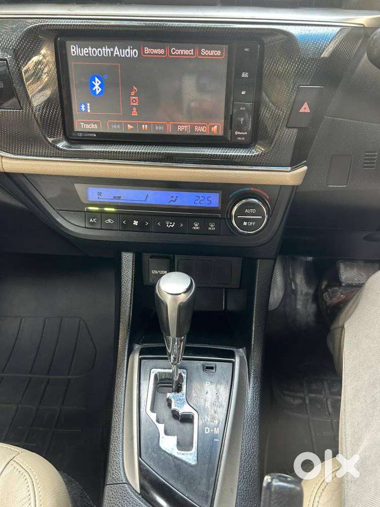 Toyota Corolla Altis Vl, 2015, Petrol