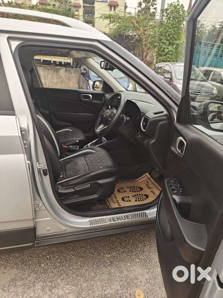 Hyundai Venue Sx Plus Turbo Dct, 2019, Petrol