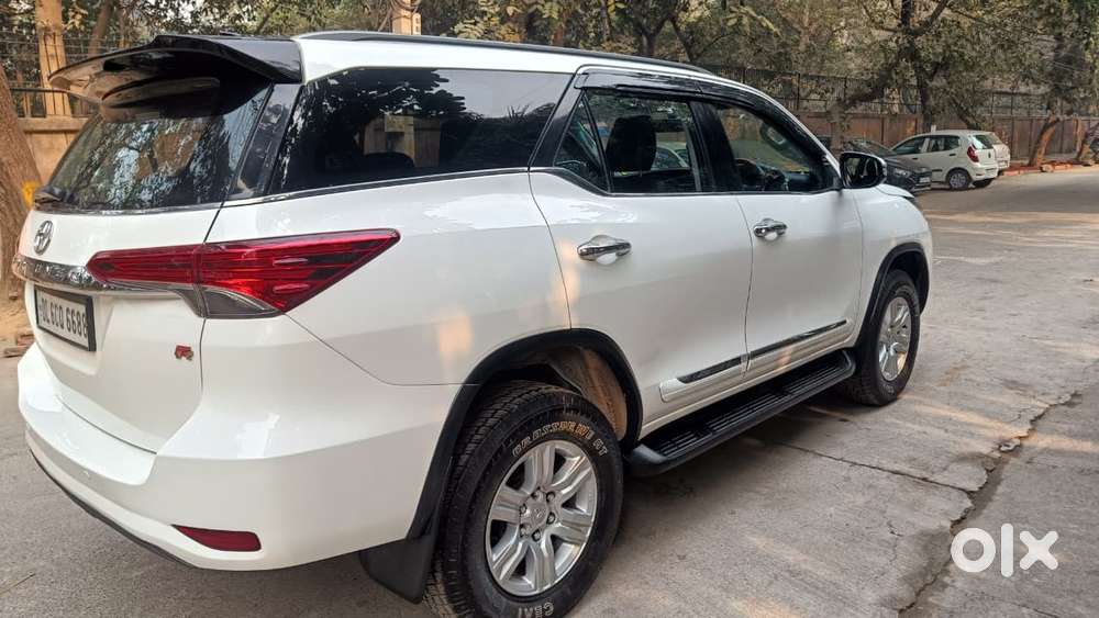 Toyota Fortuner [2021-ongoing] 2.7 4wd Petrol At, 2016, Petrol