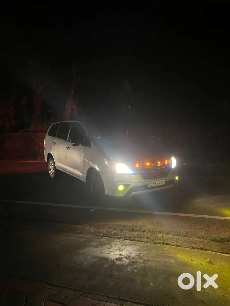 Toyota Innova 2005 Diesel 323000 Km Driven