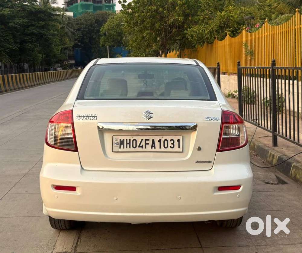 Maruti Suzuki Sx4 Zxi Automatic Bs-iv, 2011, Petrol