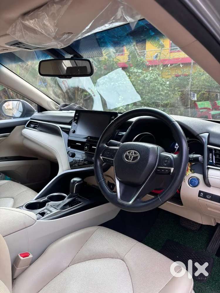 Toyota Camry 2022 Petrol Well Maintained
