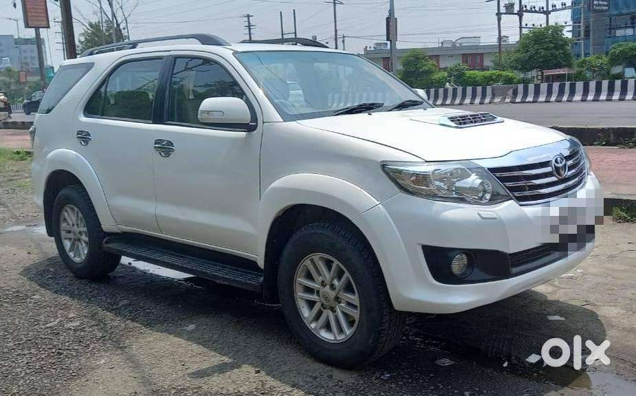 Toyota Fortuner 3.0 4x4 Manual, 2012, Diesel