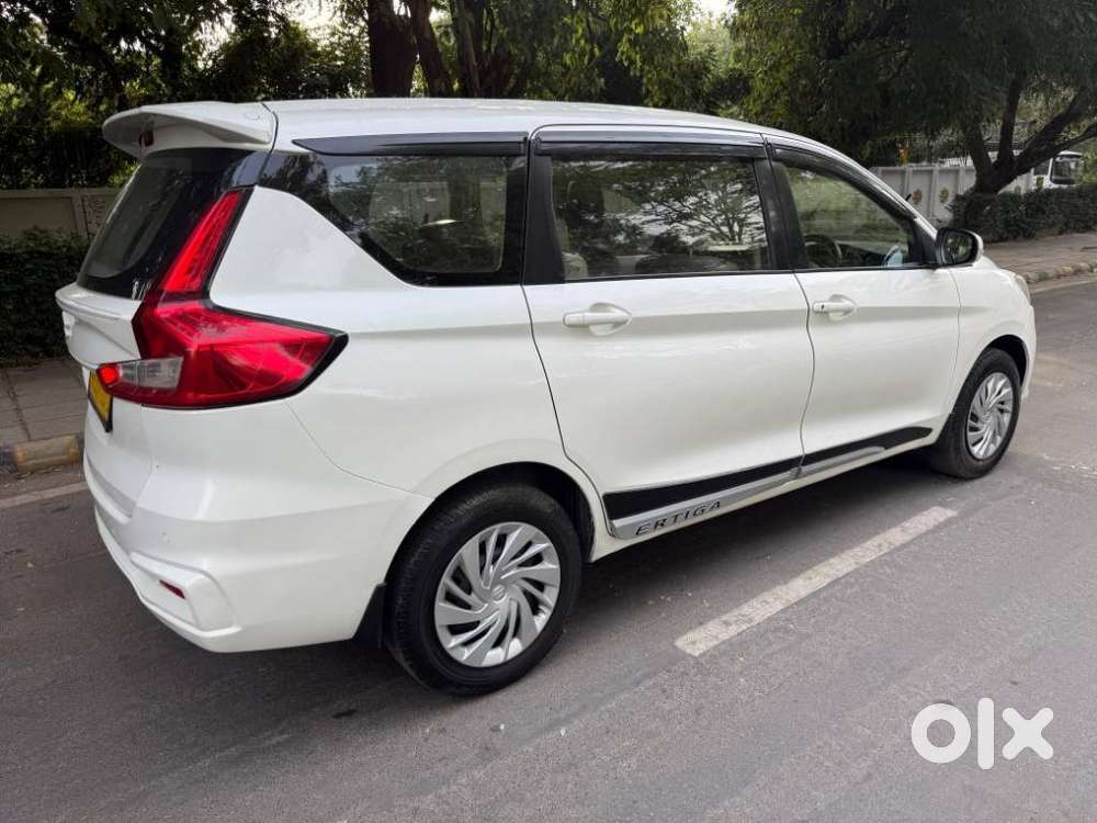 Maruti Suzuki Ertiga Vxi Cng, 2023, Cng & Hybrids