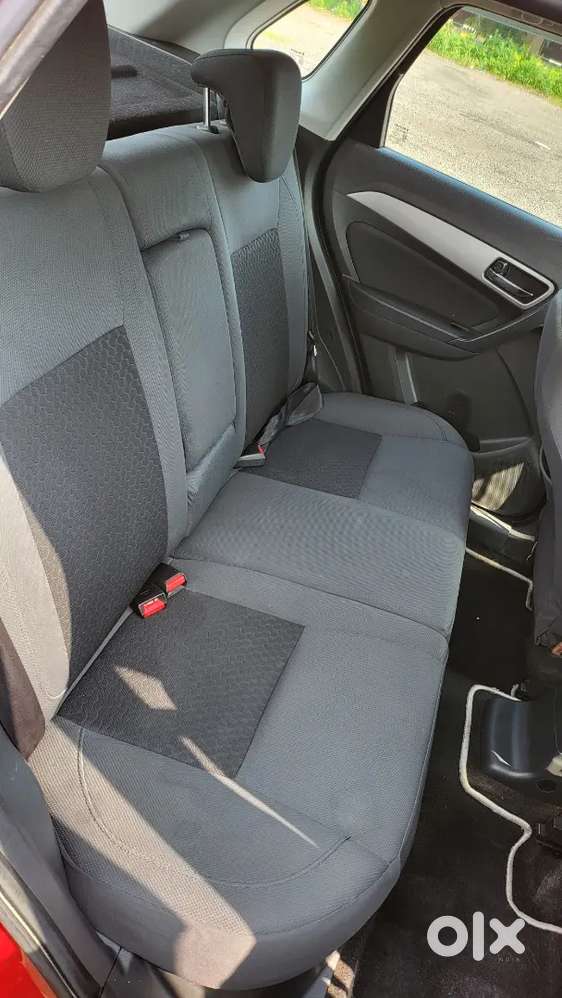Maruti Suzuki Brezza Zdi 2017 Family Car