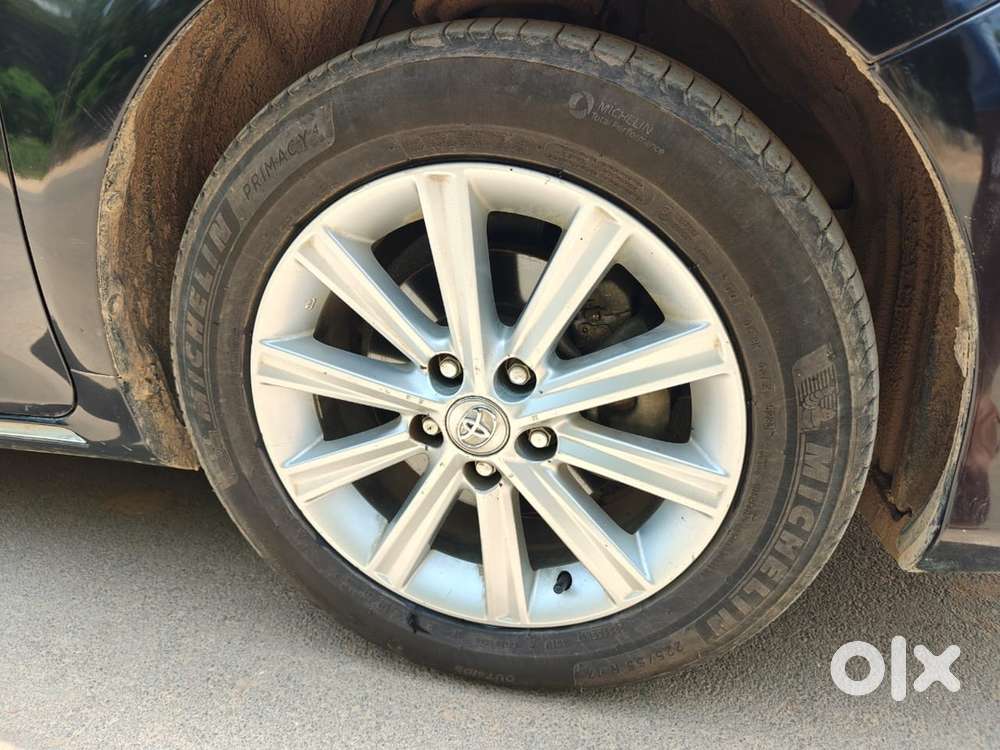 Toyota Camry Hybrid 2014