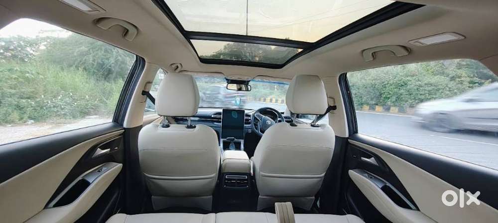 Mg Hector Sharp Pro 1.5 Turbo Cvt Dual Tone, 2023, Petrol