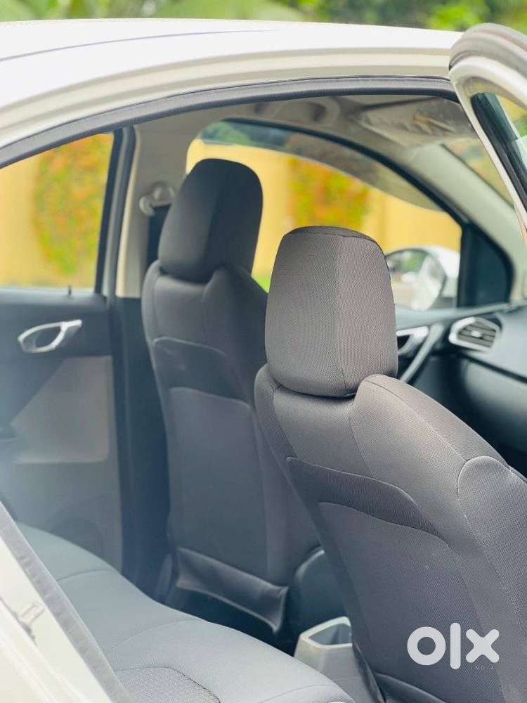 Tata Tigor Xz, 2017, Petrol