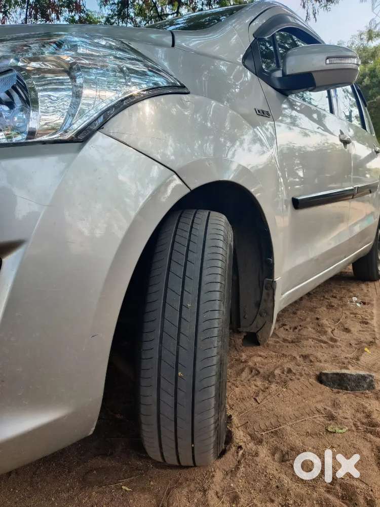 2015 Model Ertiga