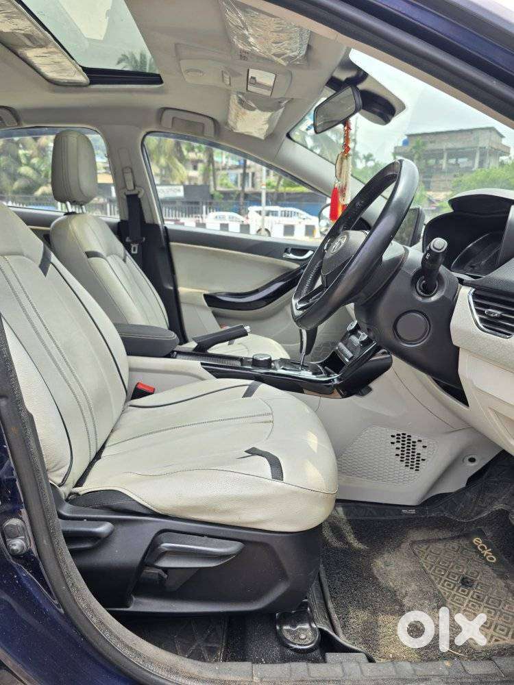 Tata Nexon Amt Xza Plus, 2022, Petrol
