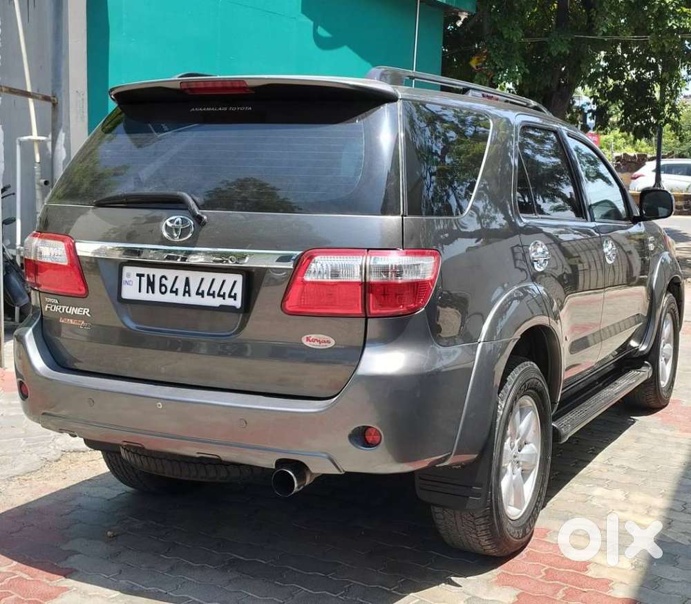 Toyota Fortuner 3.0 4x4 Manual, 2010, Diesel