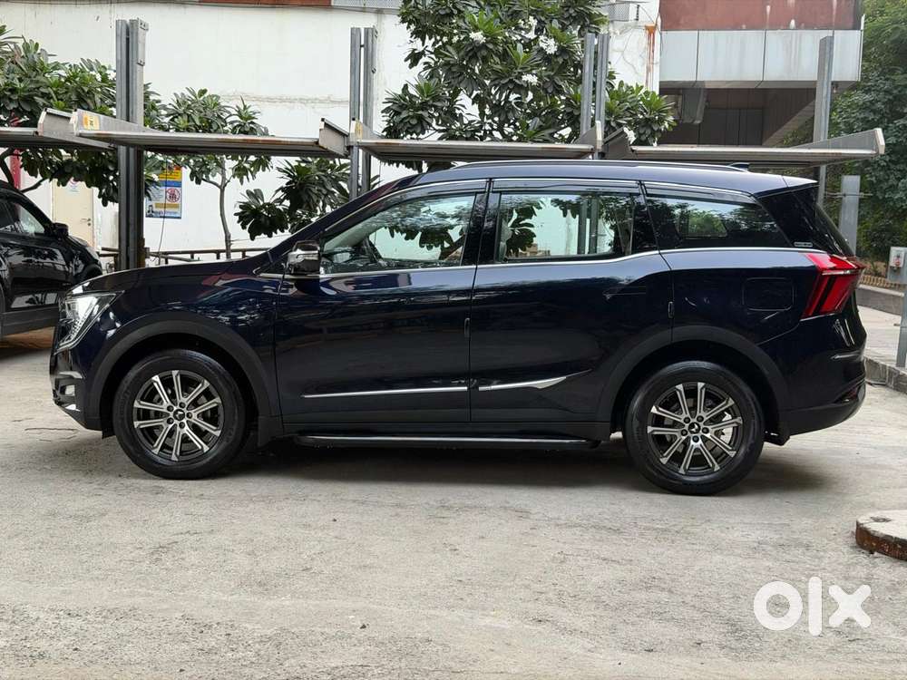 Mahindra Xuv700 Ax7 Luxury Pack Awd, 2025, Petrol