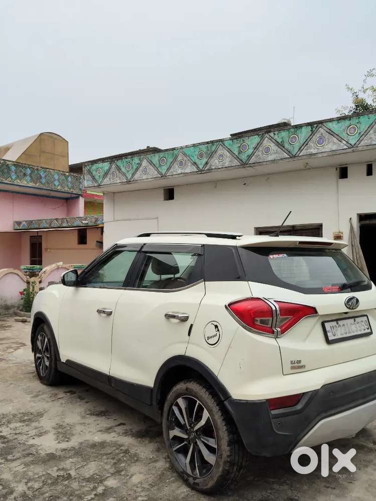 Mahindra Xuv 300 Diesel W8 ( 0 ) Top Model , With Sunroof , Diesel ,