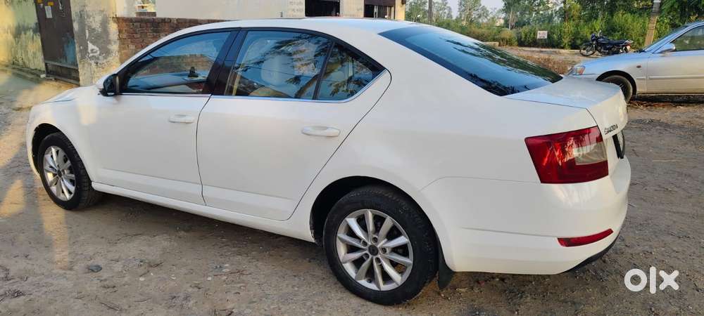 Skoda Octavia [2014-2017] 2.0 Style Tdi At, 2014, Diesel