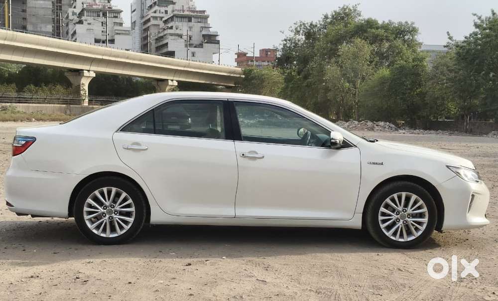 Toyota Camry Hybrid, 2016, Petrol