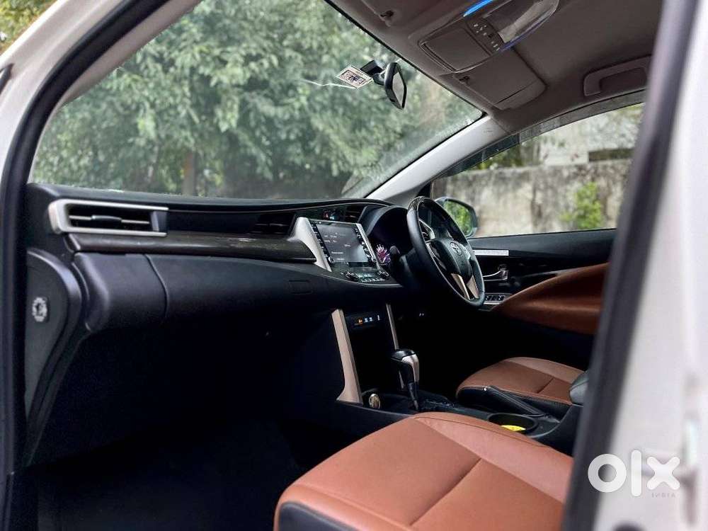 Toyota Innova Crysta [2020-ongoing] 2.4 Zx At 7 Str, 2022, Diesel