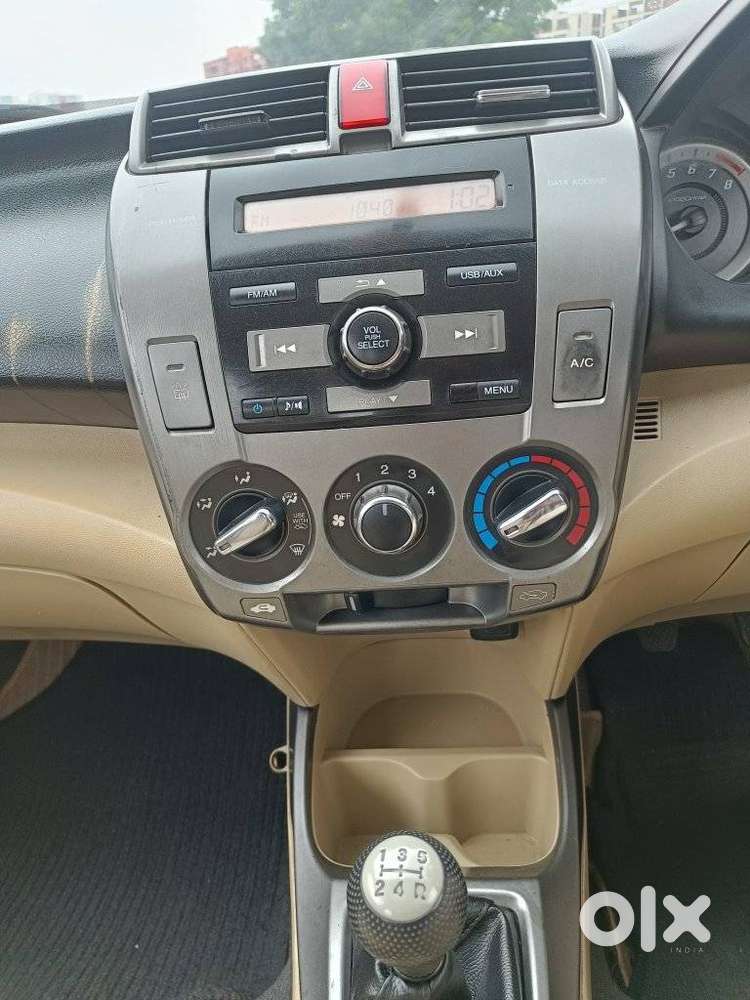 Honda City 1.5 V Elegance, 2012, Petrol