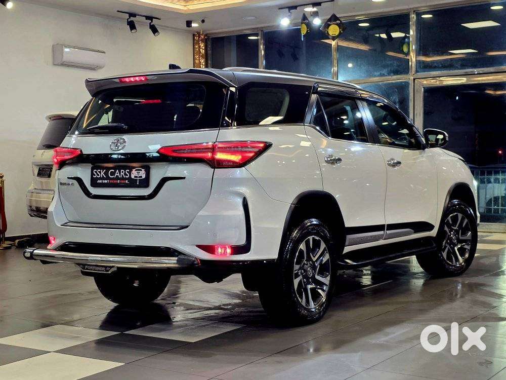 Toyota Fortuner Legender 4x2 At 2.8, 2024, Diesel