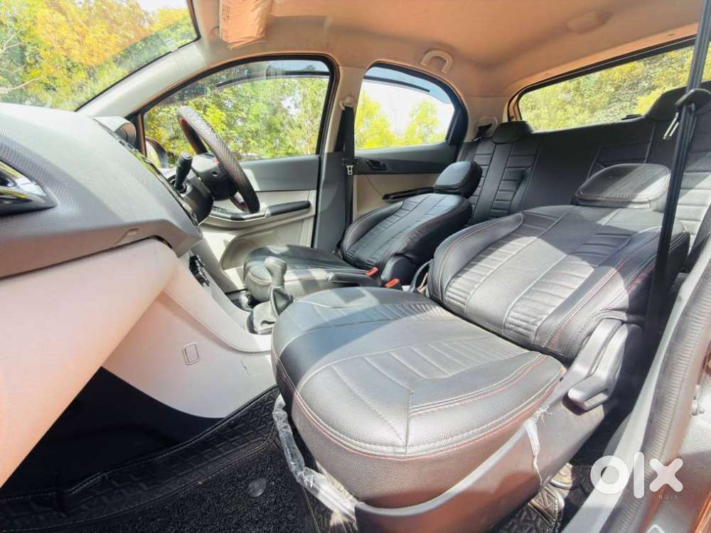 Tata Tiago 1.2 Revotron Xm, 2025, Petrol