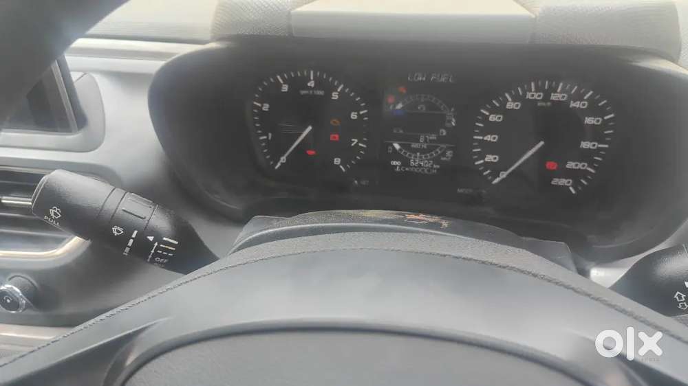Tata Altroz Petrol 2021