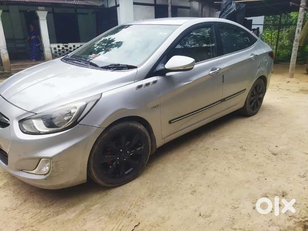 Hyundai Verna 2012 Petrol 85000 Km Driven