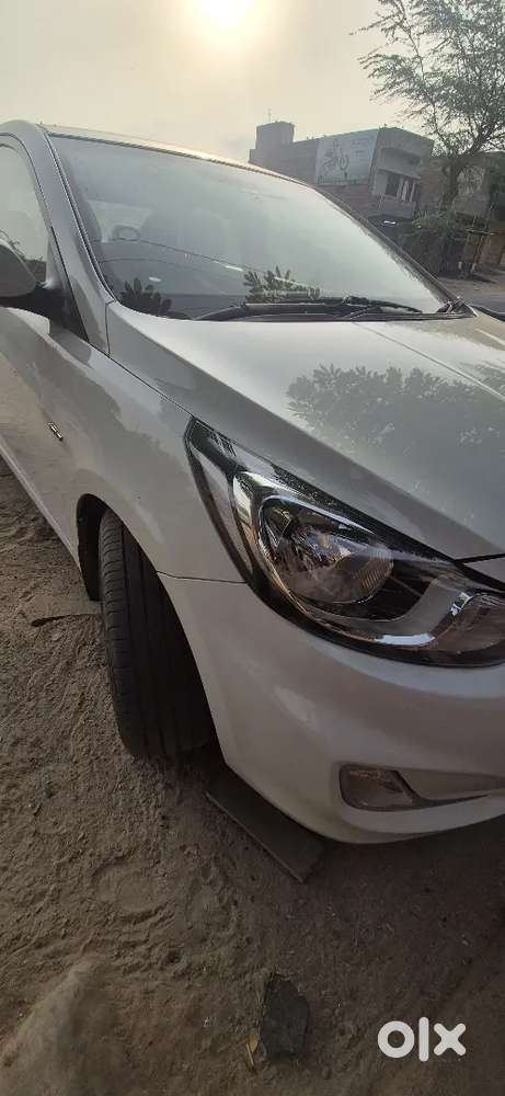 Hyundai Verna 2013 Petrol/cng 88185 Km Driven