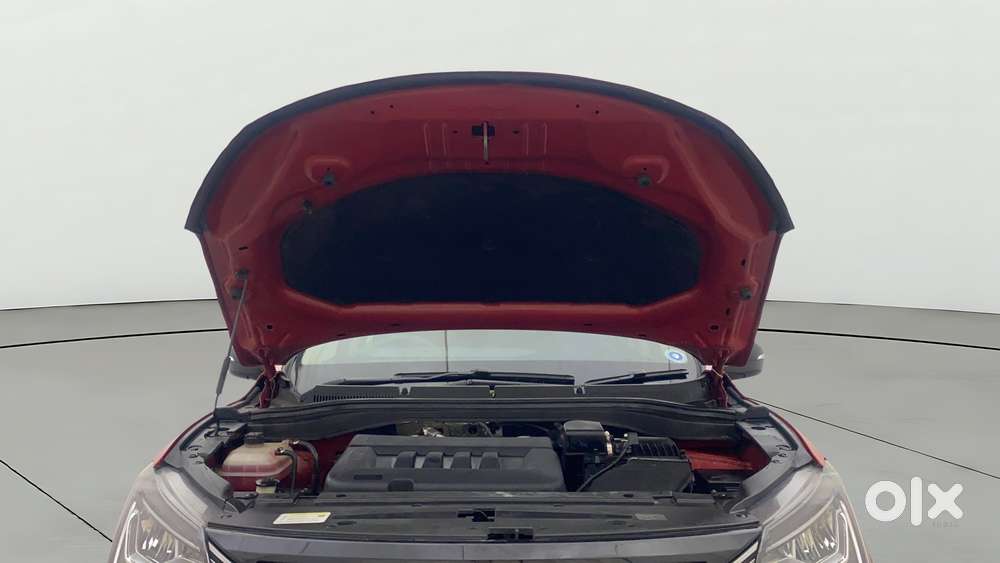 Mahindra Xuv700 2.2 Ax 7 Diesel Mt Str, 2023, Diesel