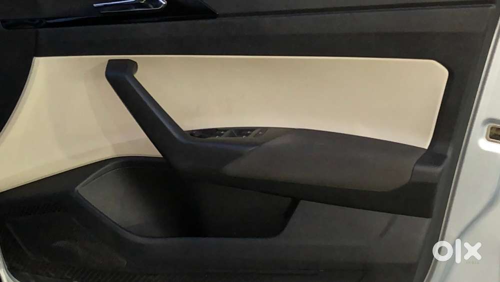 Skoda Slavia Style Matte 1.0 Tsi At, 2024, Petrol