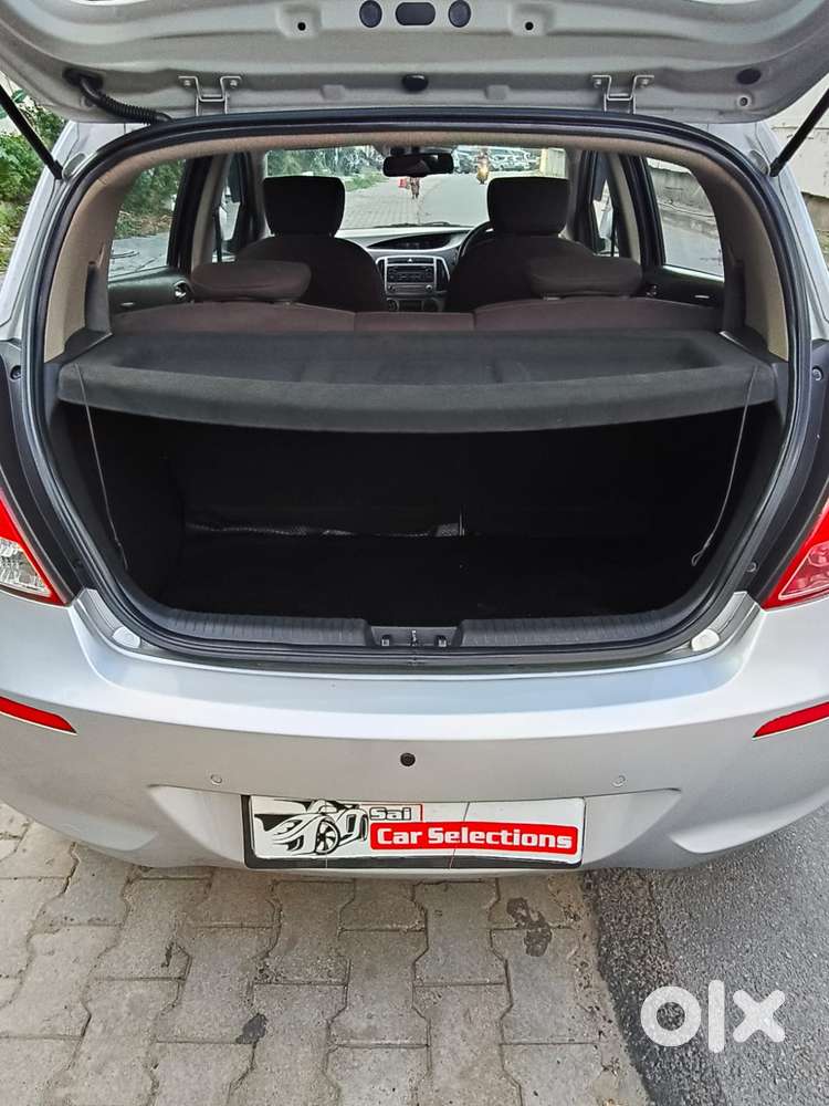 Hyundai I20 Sportz At 1.4, 2014, Petrol