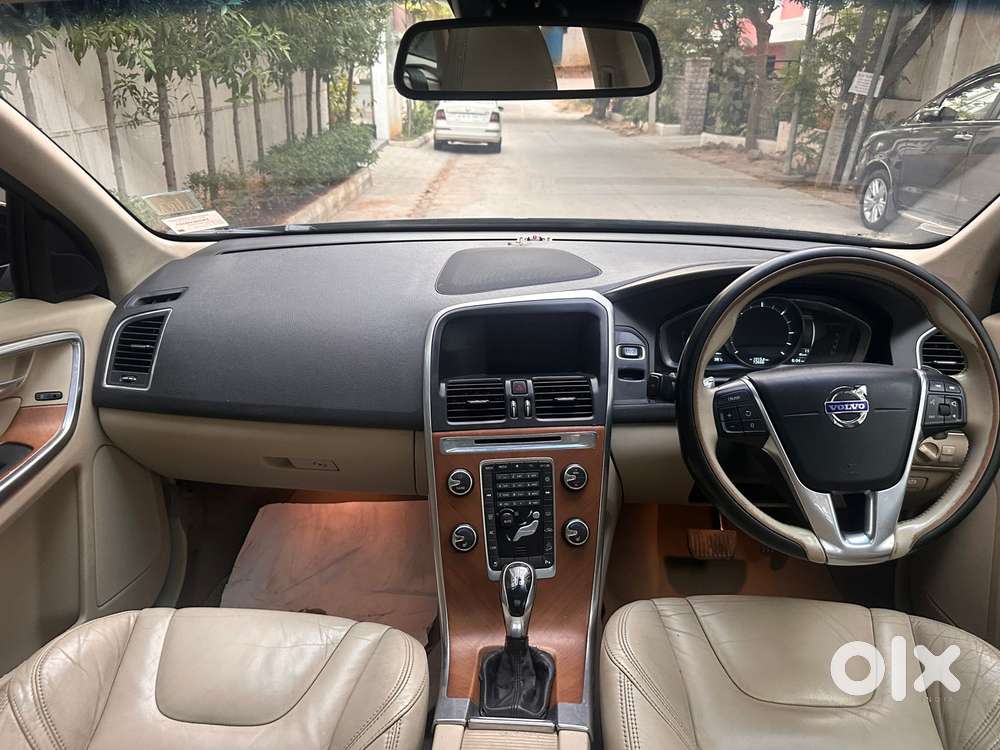 Volvo Xc60 D5 Awd Automatic, 2015, Diesel