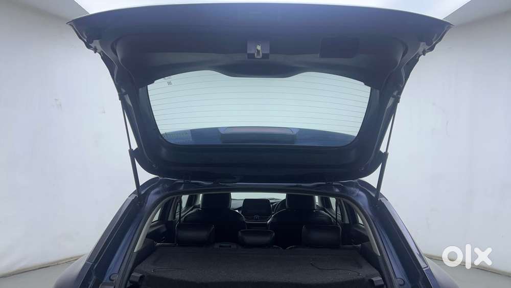 Maruti Suzuki Fronx Delta Plus 1.2l Ags, 2023, Petrol