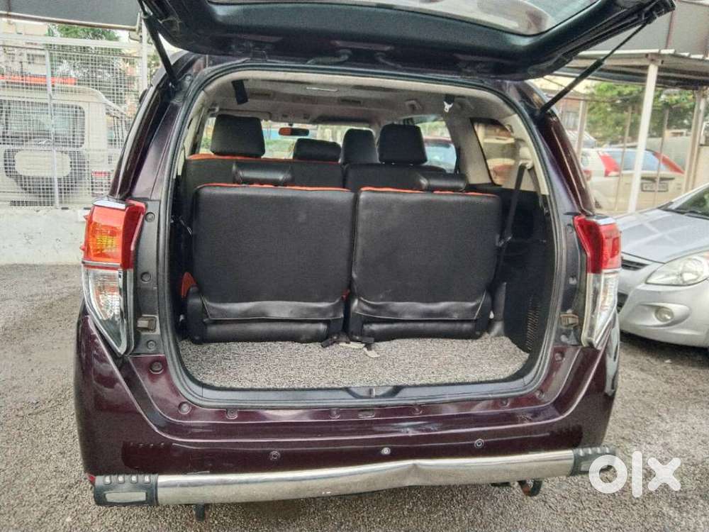 Toyota Innova Crysta 2.4 G Mt 8s, 2016, Diesel