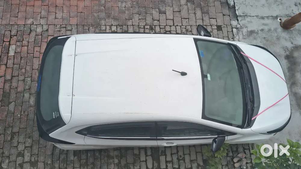 Tata Altroz 1.2 Petrol 2021