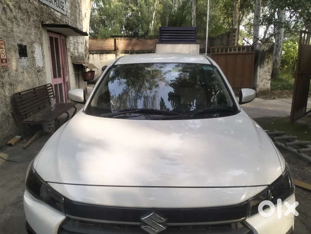 Maruti Suzuki Dzire Vxi 2025