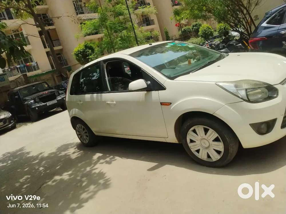 Ford Figo Petrol 2012 Lxi
