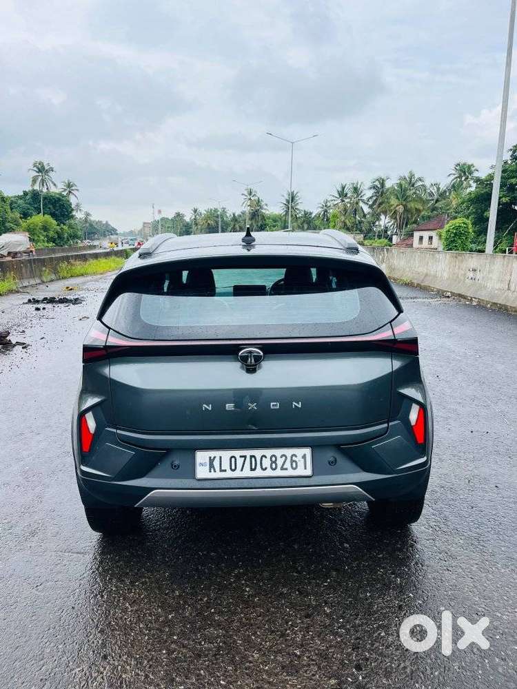 Tata Nexon Fearless Plus S 1.2 Revotron Petrol 6mt Dt, 2024, Petrol