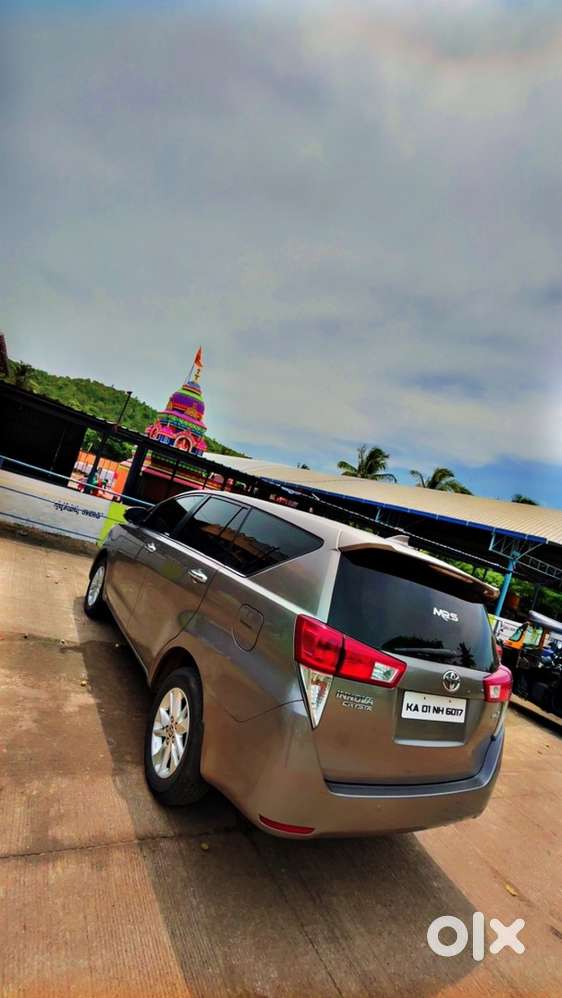 Toyota Innova Crysta 2017