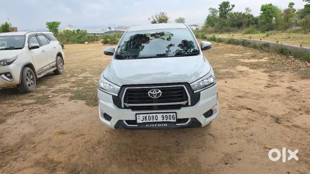 Toyota Innova Crysta 2025 Diesel 37000 Km Driven