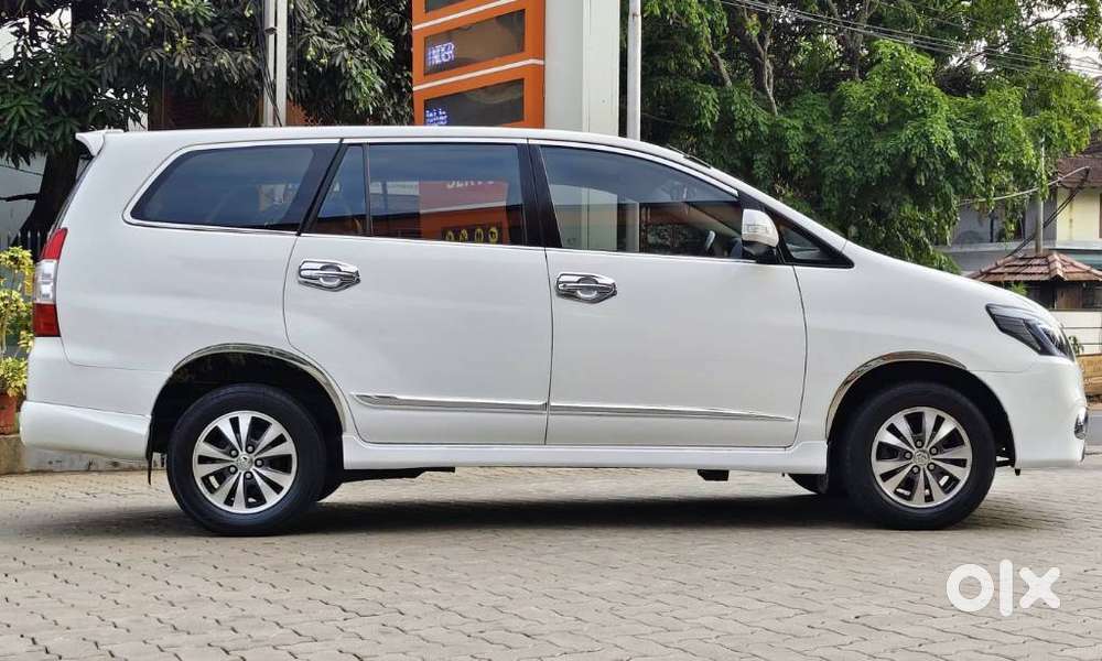 Toyota Innova 2.5 V 7 Str, 2015, Diesel