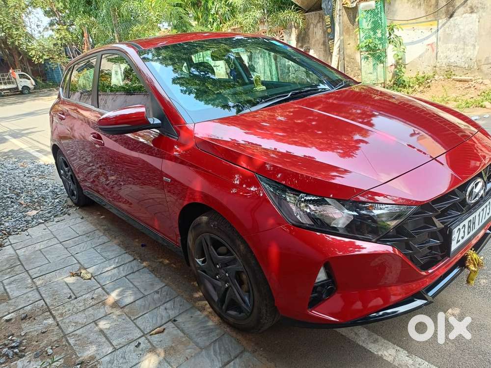Hyundai I20 Sportz 1.2 Ivt Dual Tone, 2023, Petrol