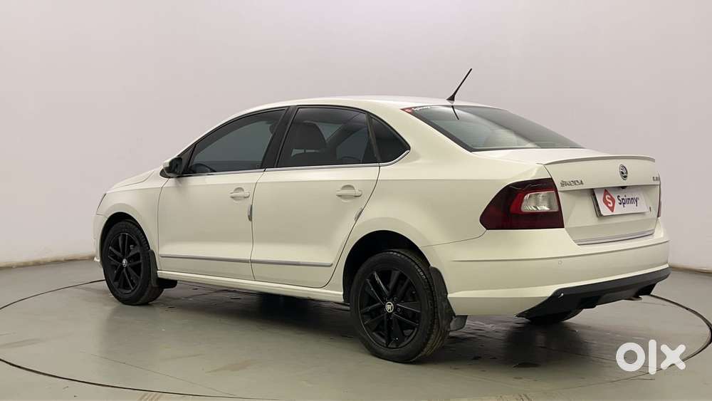 Skoda Rapid 1.0 Style At, 2021, Petrol