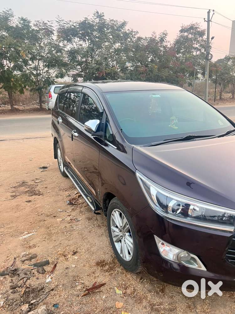 Toyota Innova Crysta 2017