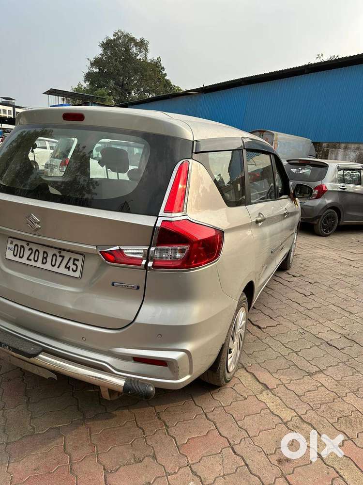 Ertiga Smart Hybrid Vxi 1.5l 5mt - 2019 November Model