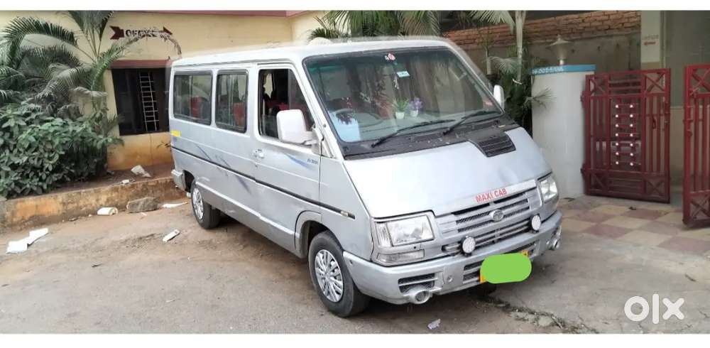Tata Winger Deluxe 2012 With 200000 Km
