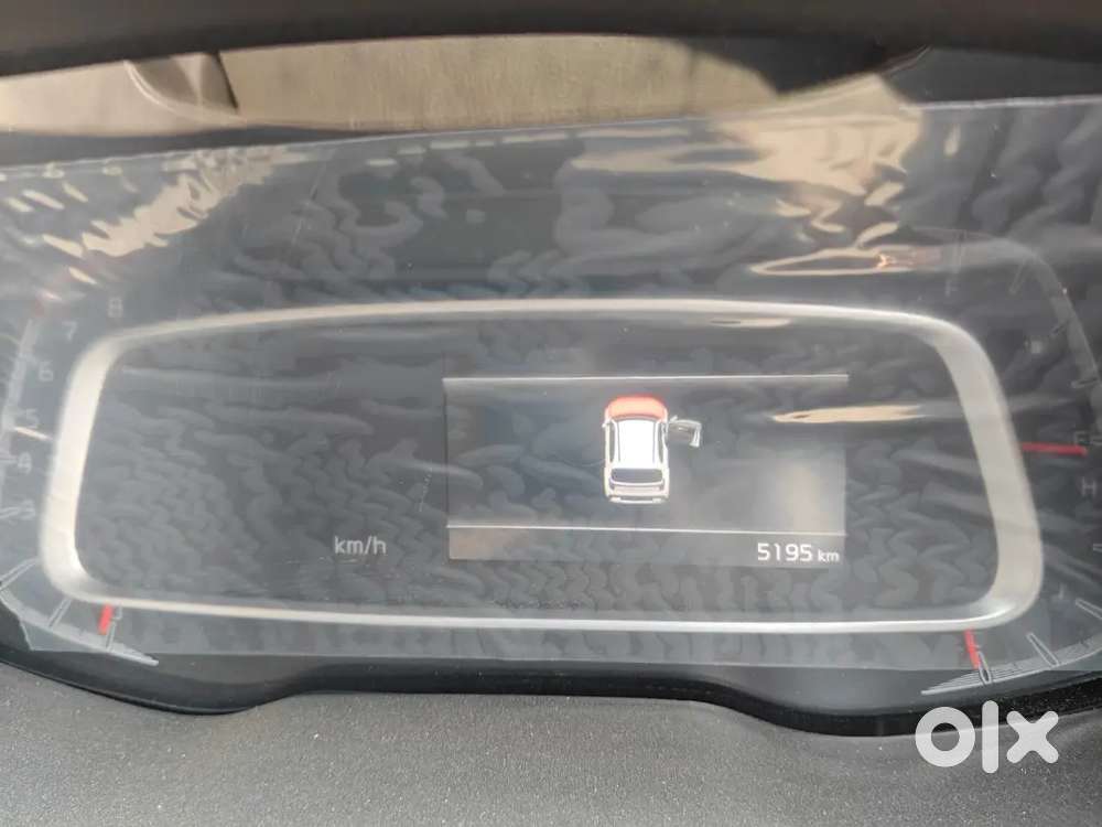 Kia Sonet 2025 Petrol 4000 Km Driven