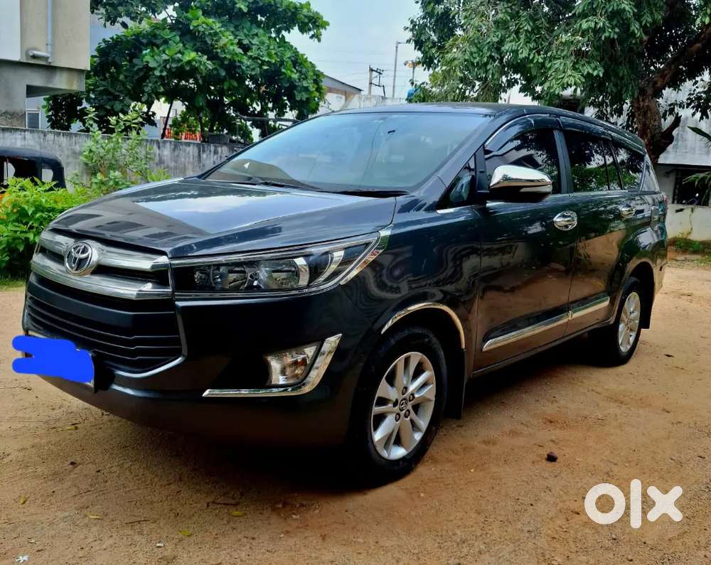 Toyota Innova Crysta 2016