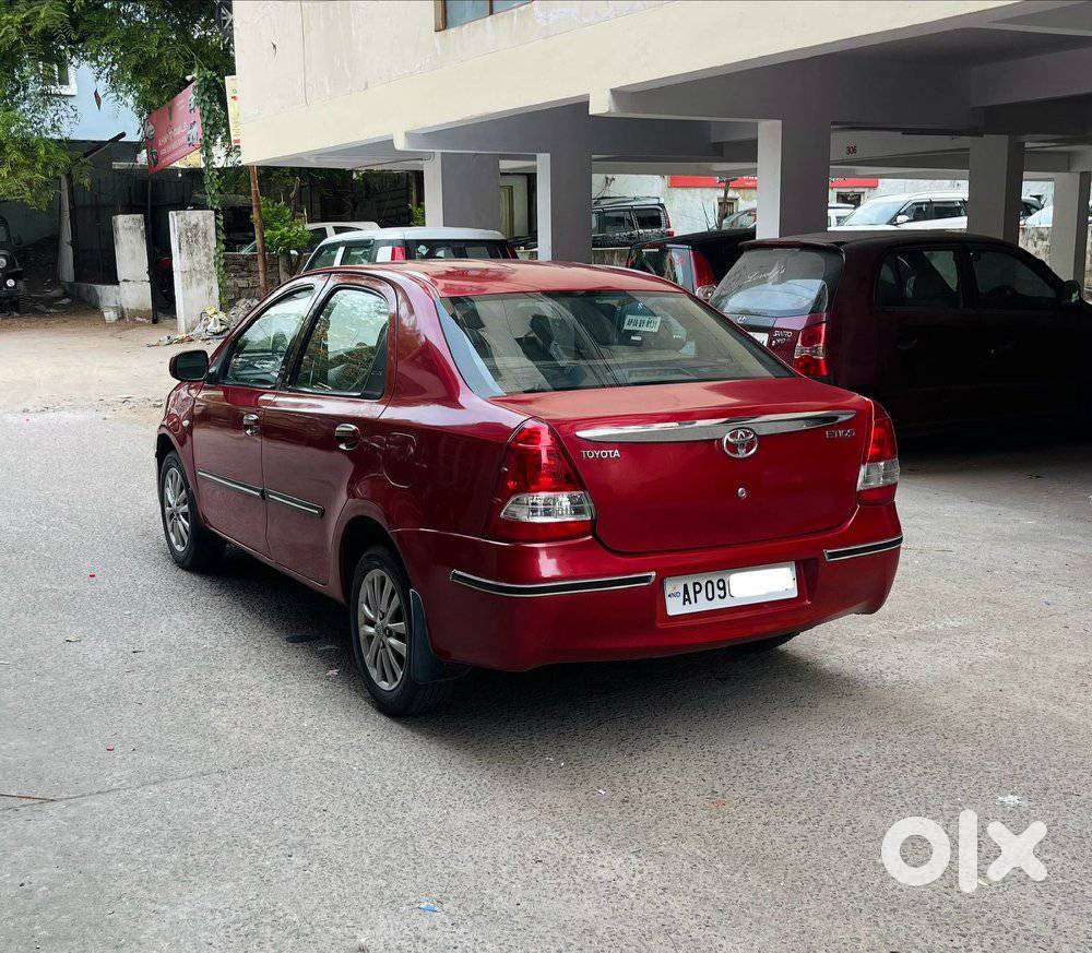 Toyota Etios 2010-2012 V, 2011, Petrol